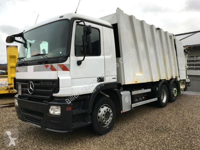 Vedere le foto Veicolo per la pulizia delle strade Mercedes Actros 2536 6x2 Faun 522 / Kombischütte