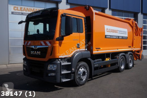 Maquinaria vial MAN TGS 28.320 camión volquete para residuos domésticos usado