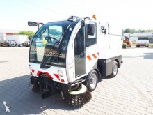 Bucher Schoerling CC2020 camion cu echipament de măturat străzi second-hand