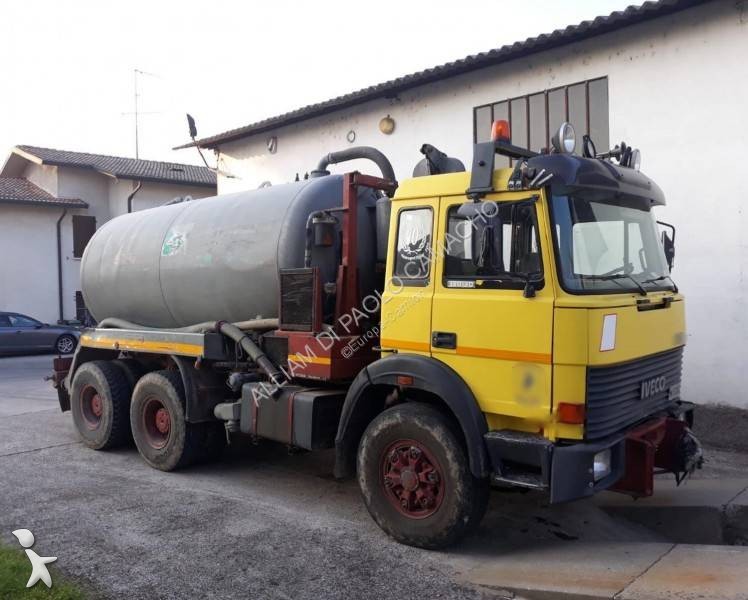 Vedere le foto Veicolo per la pulizia delle strade Iveco Eurostar