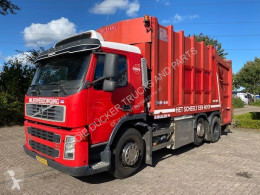 آلة لصيانة الطرق Volvo FM9 300 شاحنة قلابة للنفايات المنزلية مستعمل