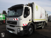 Camion benne à ordures ménagères Volvo FE 320
