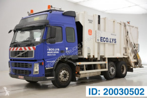 Volvo FM 300 camion benne à ordures ménagères occasion