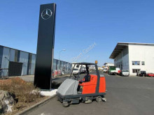 Veegwagen Hako Hakomatic B 1100 / nur 335h! / 2013
