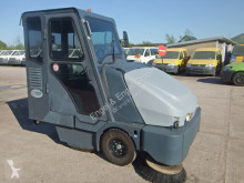 Andere Nilfisk SW8000 Kehr- Saugmaschine SFZ camion cu echipament de măturat străzi second-hand