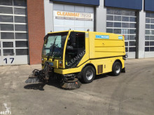 camion balayeuse Bucher Schoerling