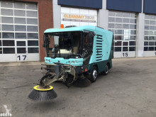 Ravo 540 with 3-rd brush camion balayeuse occasion