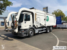 Maquinaria vial camión volquete para residuos domésticos usado Mercedes Actros 2532