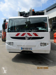 Engin de voirie PVI PUNCHER