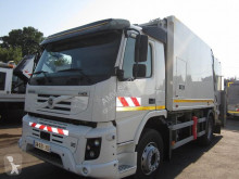 Camion balayeuse occasion Volvo FMX 330