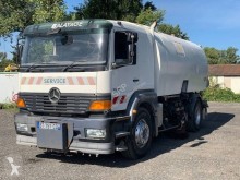 Camion balayeuse Mercedes Atego 1828