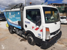 Vehículo de limpieza viaria Nissan Cabstar 35.11 usado