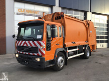 Camion de colectare a deşeurilor menajere Volvo FL 220