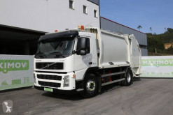 Volvo FM9 300 camión volquete para residuos domésticos usado