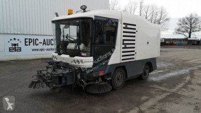 Ravo road sweeper