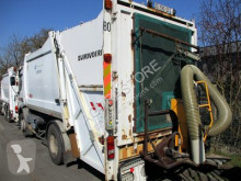 camion benne à ordures ménagères Renault