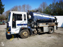 Volvo F6 tweedehands kolkenzuiger
