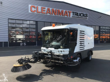 Camion balayeuse Ravo 540 with 3-rd brush
