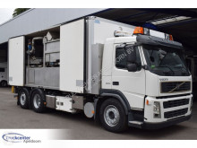 Volvo FM 300 tweedehands kolkenzuiger