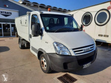 آلة لصيانة الطرق شاحنة قلابة للنفايات المنزلية Iveco Daily 35C15