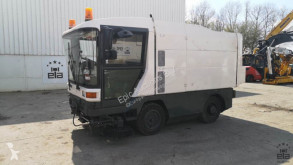 Camion balayeuse Ravo 5002SICD