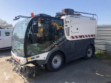 آلة لصيانة الطرق شاحنة مكنسة Iveco ZVR5R01 MATHIEU GRAND AZURA