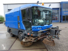 Camion balayeuse Ravo 540