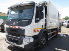 Maquinaria vial Volvo FE 320 camión volquete para residuos domésticos usado