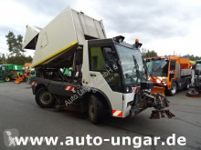engin de voirie camion balayeuse