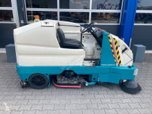 gemeentevoertuig wegdekreiniger