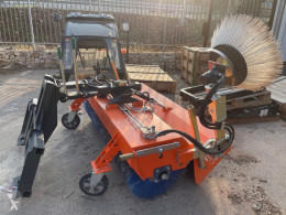 Equipamientos barredora M3 BS180D