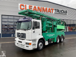 Maquinaria vial camión limpia fosas MAN DF 26.410 DF Muller Combi Waterrecycling