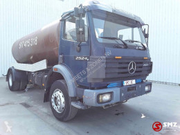 Maquinaria vial camión limpia fosas Mercedes SK 1824