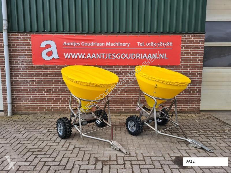 Esparcimiento Zoutstrooier SW 300 met PE-bak