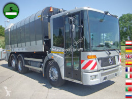 camion benne à ordures ménagères Mercedes