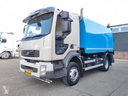 Volvo FL 260 camion balayeuse occasion