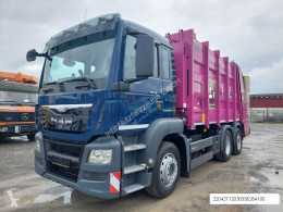 Maquinaria vial camión volquete para residuos domésticos MAN TGS 28.320 Müllwagen Zoeller 6x2 Euro 6 (18)