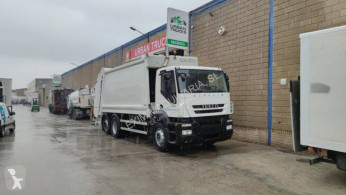 Maquinaria vial Iveco Stralis AD 260 S camión volquete para residuos domésticos usado