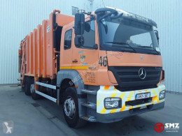 Maquinaria vial camión volquete para residuos domésticos Mercedes Axor 2528