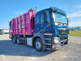 Maquinaria vial camión volquete para residuos domésticos MAN TGS 28.320 6x2 Euro 6 Zoeller Müllwagen (24)