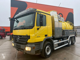 MercedesActros2544