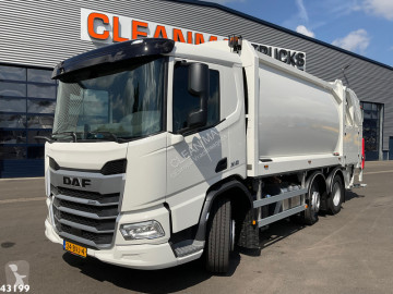 Camion benne à ordures ménagères DAF