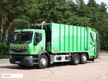 Renault waste collection truck