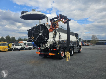 Volvo sewer cleaner truck