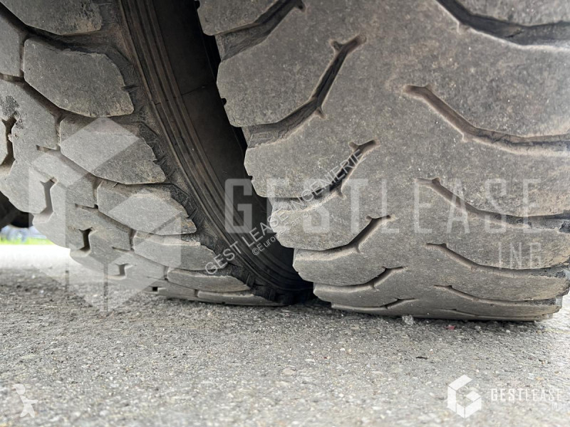 Silniční stroje Mercedes  AXOR 1833