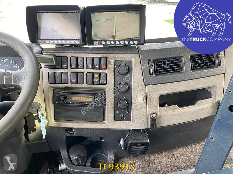 Utilaje pentru drumuri Volvo 320