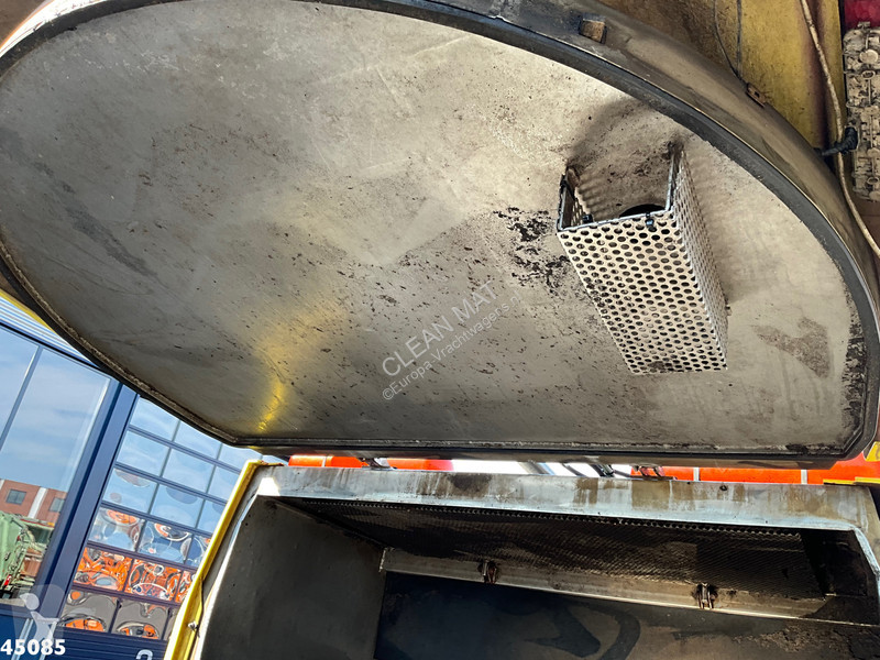 Gemeentevoertuig Mitsubishi 7C15 Brock sweeper...