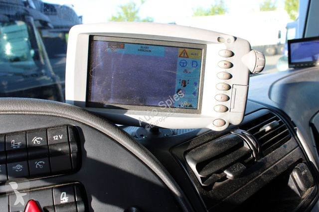 Utilaje pentru drumuri Mercedes 2532 MP3 6x2...