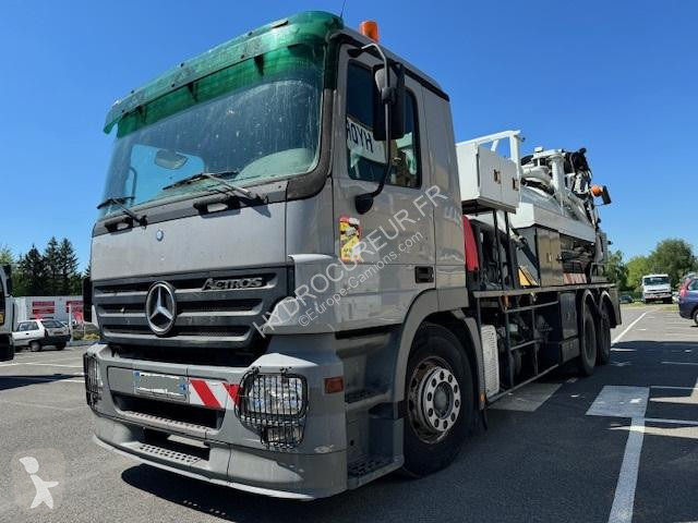 Silniční stroje Mercedes 2636