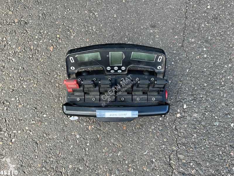 Silniční stroje Ginaf C 3128 NF Euro 6 Hiab 21...